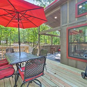 Woodland Tiny Home With Fire Pit - 4 Miles To Lake! photos Exterior