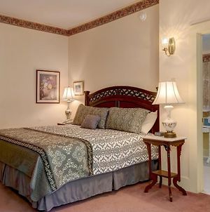 Mira Monte Inn & Suites photos Exterior