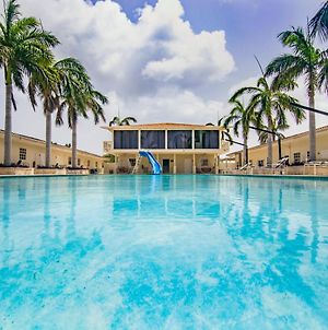 Curacao Savanah Resort photos Exterior