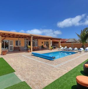 Urbanizacion Fuerteventura Golf Club Villa Sleeps 8 With Pool And Wifi photos Exterior