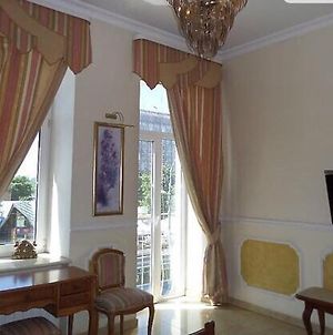 Beautiful Apartment In The Center Of Vinnytsia photos Exterior
