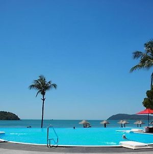 Holiday Villa Beach Resort And Spa Langkawi photos Exterior