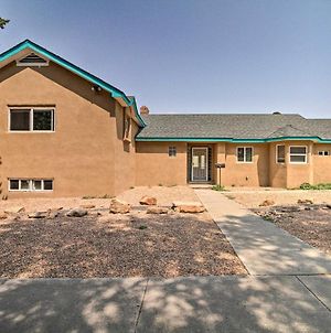 Bright Abq Villa With Fire Pit - 3 Mi To Airport! photos Exterior