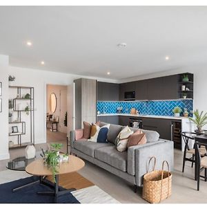 Design Brand New 3 Bedroom Apartment In Shoreditch photos Exterior