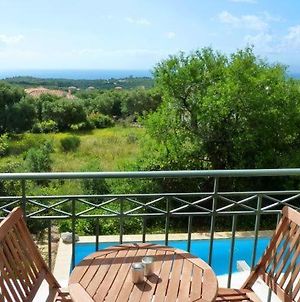 Karavadhos Villa Sleeps 5 With Pool And Air Con photos Exterior