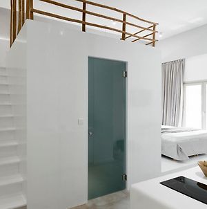 Luxury Milos Apartment Family Suite 2 Bedrooms Well Furnished Interior Adamanta photos Exterior
