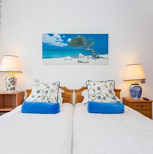 Apartment In Vale Do Garrao Sleeps 4 Includes Air Con And Wifi 3 photos Exterior
