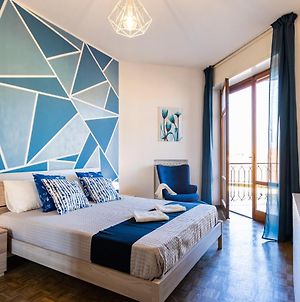 Blue Wave Apartment Arona - Lago Maggiore photos Exterior
