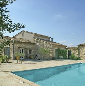Welcoming Villa With Private Swimming Pool In Montfrin photos Exterior