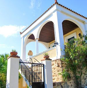 Villa With 5 Bedrooms In Limnos Chios Island With Wonderful Sea View Enclosed Garden And Wifi 250 M From The Beach photos Exterior