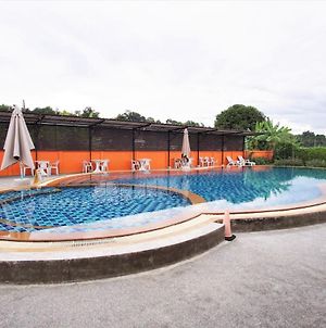 Maerim Villa & Pool photos Exterior