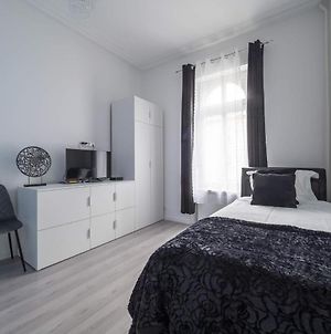 Delux Single Room With En-Suite In Guest House City Centre photos Exterior