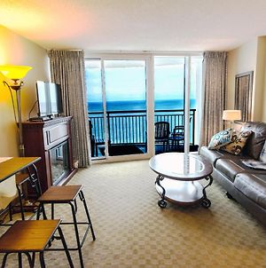 Deluxe Ocean Front One Bedroom Suite In Sandy Beach Resort photos Exterior