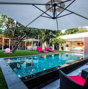 Private Modern Villa With Pool Pattaya photos Exterior