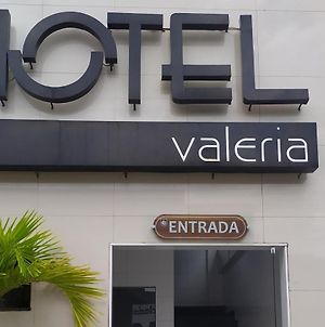 Oyo Hotel Valeria photos Exterior