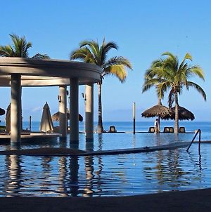 Luxury Condo 2 En Quintas Del Mar II Beach Front photos Exterior