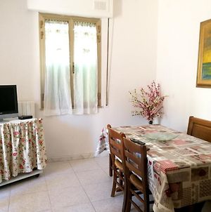 2 Bedrooms Appartement With Furnished Terrace At Piombino photos Exterior