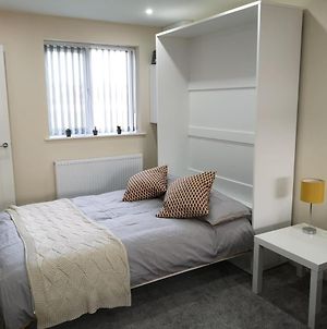 M60 Modern Studio Appartment With Free Parking photos Exterior
