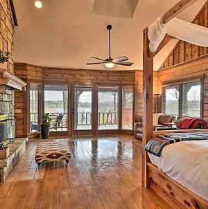 Hilltop Hot Springs Log Cabin With Hot Tub photos Exterior