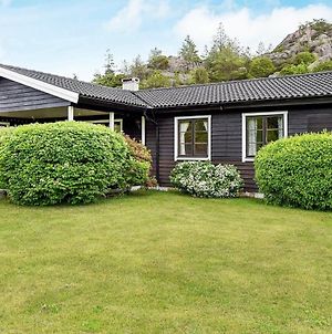 4 Star Holiday Home In Bovallstrand photos Room
