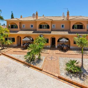 Villa Norcas Grande - Excellent Location - Pool Table, Table Tennis, Heated Pool, Large Villa For Big Groups photos Exterior