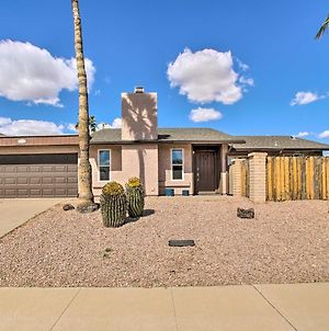 Scottsdale Retreat With Yard 4 Mi To Old Town! photos Exterior