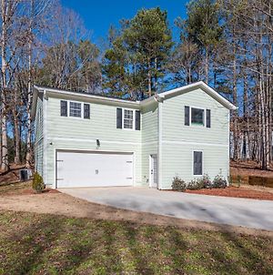 New Cartersville Listing, Fully Renovated, 3 Bedroom Home - Minutes From Lakepoint Sports Complex photos Exterior
