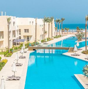 Seaview 1 Bedroom With Beach & Pool Access In Mangroovy photos Exterior