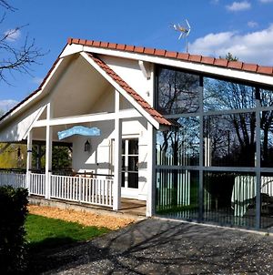 Cottage "Le Pre Calas" | Etang, Parc Enfant Et Spa photos Exterior