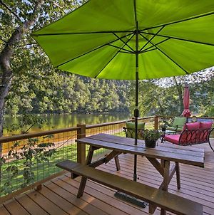 Cozy Waterfront Cottage With Deck On White River! photos Exterior