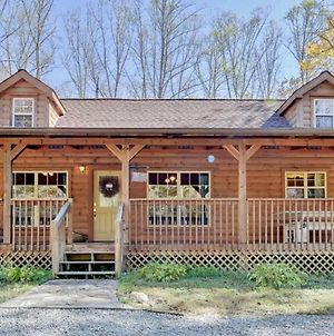 Rustic Hendersonville Cabin With Large Deck And Grill! photos Exterior