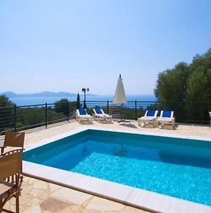 Tzamarellata Villa Sleeps 7 With Pool And Air Con photos Exterior