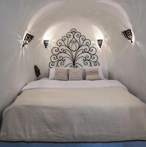 Dandy Cave Villa*Deluxe Villa For Couples & Families photos Exterior