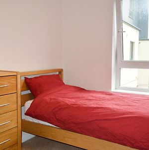 Modern 2 Bedroom Property In Central Edinburgh photos Exterior