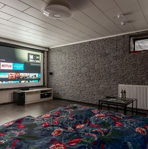 Home Cinema Kassel With Netflix And Disney photos Exterior