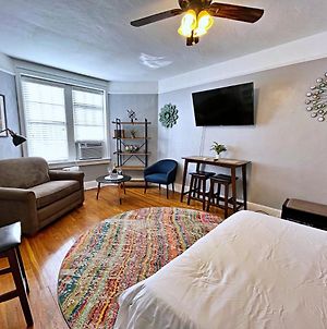 Charming Studio Apartment In The Heart Of The Beautiful Historic Fisher Park Neighborhood! Free High-Speed Internet! photos Exterior