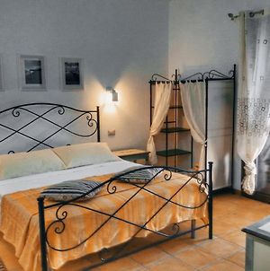 Stella Dorada Bedrooms A 5 Minuti Dal Mare, Con Clima, Balcone, Frigo, Zanzariere E Tv photos Exterior