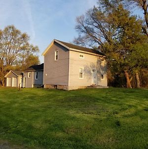 The Shepard Farmhouse On Acreage, A Private House photos Exterior