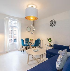 Stunning 2 Bedrooms Apartment Next Door To Selfridges And Oxford Street photos Exterior