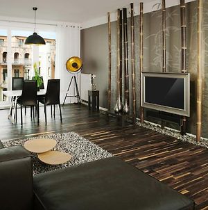 Luxus Designer-Residenz In Mitte • 109 Qm • Neu! photos Exterior