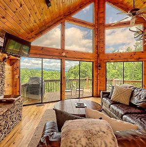 Blue Vista, Breathtaking Mtn Views, 3 Fireplaces, Hot Tub, Games, 10 Min From Dt Blue Ridge! photos Exterior