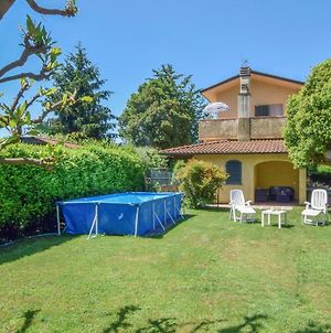 Beautiful Home In Camaiore With Outdoor Swimming Pool, Wifi And 4 Bedrooms photos Exterior
