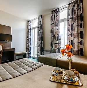 Hotel Croix Des Bretons - Lourdes Pyrenees photos Room