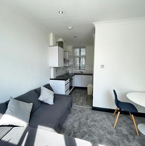 Luxury Apartment 3 Minute Walk From New St Station photos Exterior