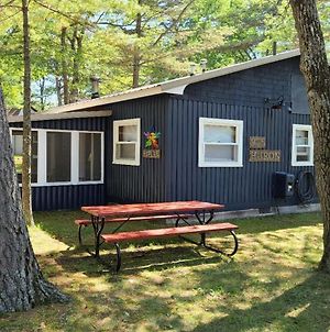East Tawas City 3 Bedroom Rustic Cabin With Lake Huron Views photos Exterior