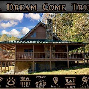 A Dream Come True Cabin photos Exterior