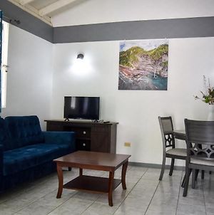 2 Bedroom Master Apartment In Roseau photos Exterior