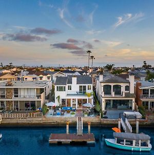 Bay Breeze By Avantstay Bayfront Home W Private Dock In Balboa Peninsula photos Exterior