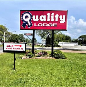 Quality Lodge Sandusky photos Exterior