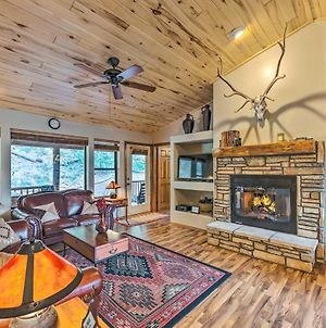 Rustic Show Low Cabin With Deck 3 Mi To Lake! photos Exterior
